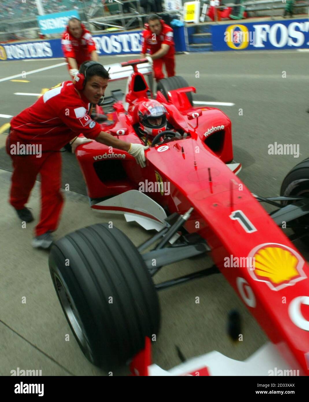 Behind the scenes: Ferrari F1 garage - CNET