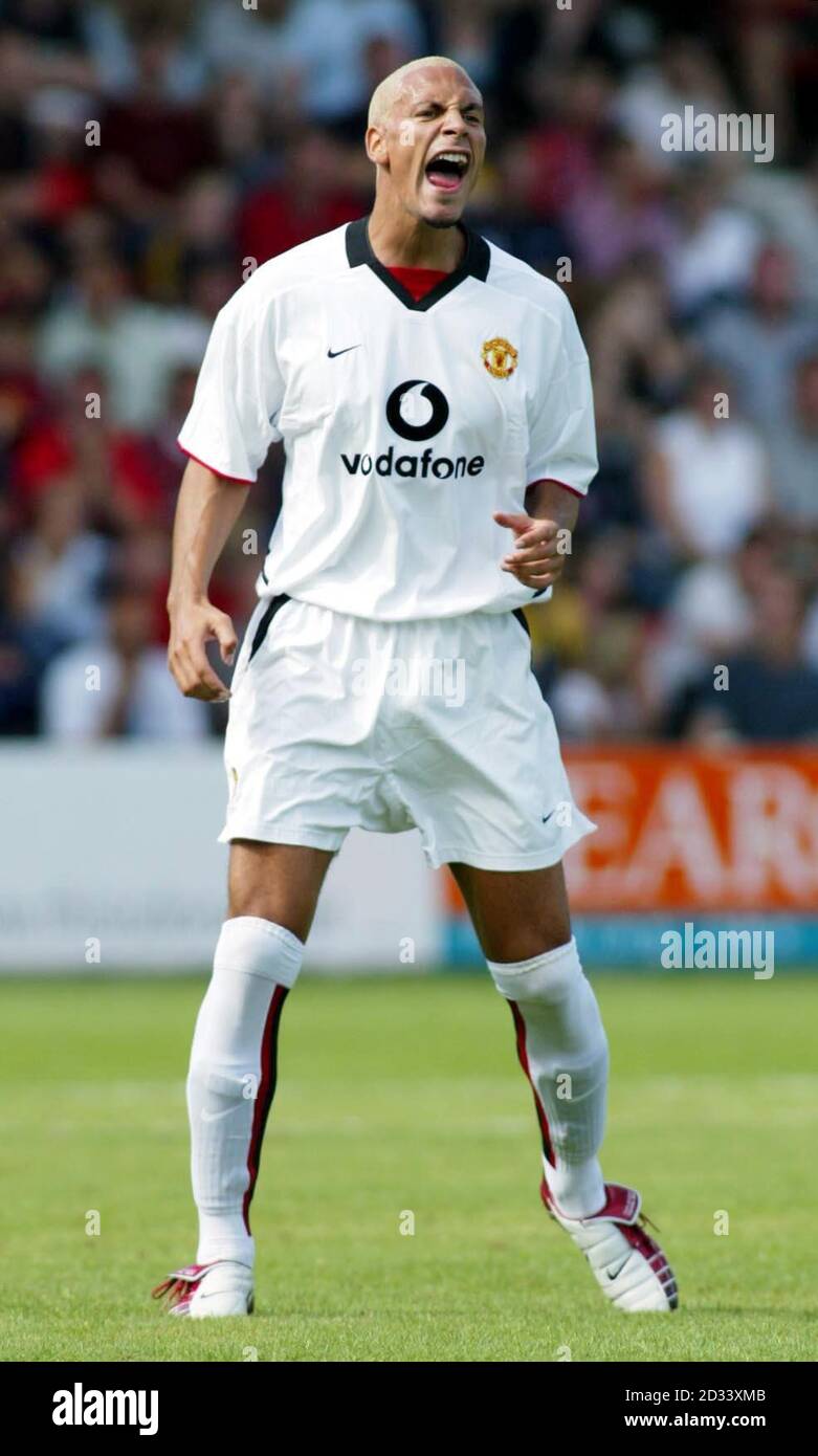 Rio Ferdinand Makes His Debut For Manchester United During A Testimonial Match Against Afc Bournemouth At Dean Court The World S Most Expensive Defender Agreed To Play In The Game Honouring The