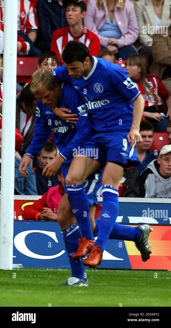 Chelsea's Eidur Gudjohnsen (left) is congratulated by Mateja Kezman after scoring against Southampton Stock Photo