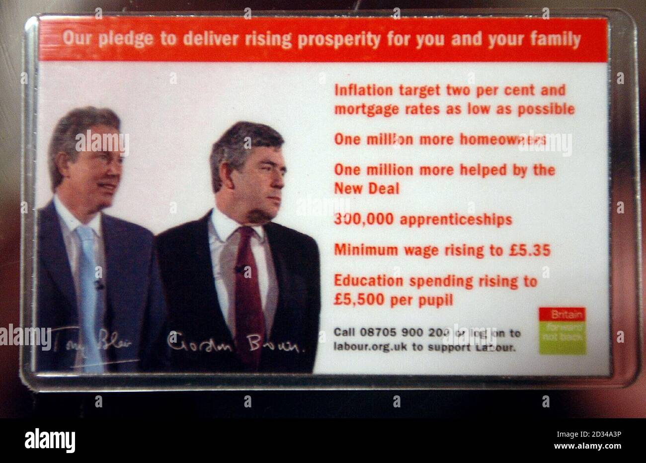 The economic pledge card unveiled by Tony Blair Stock Photo - Alamy
