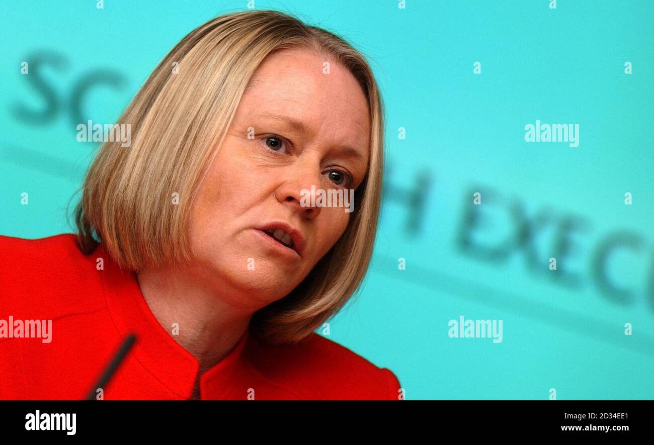 Justice minister Cathy Jamieson outlines a package of measures at St