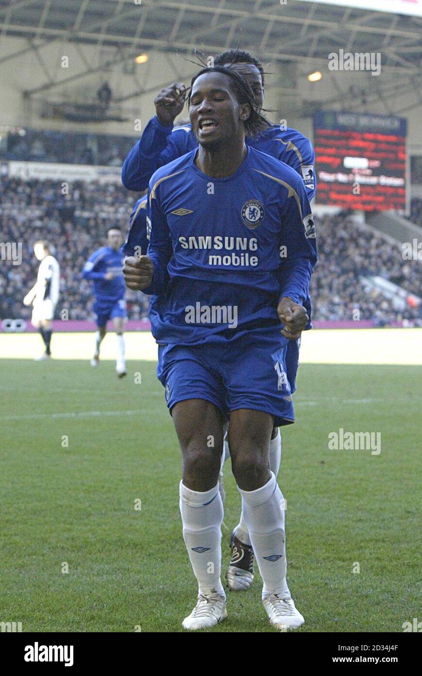 chelsea-s-didier-drogba-celebrates-his-goal-stock-photo-alamy