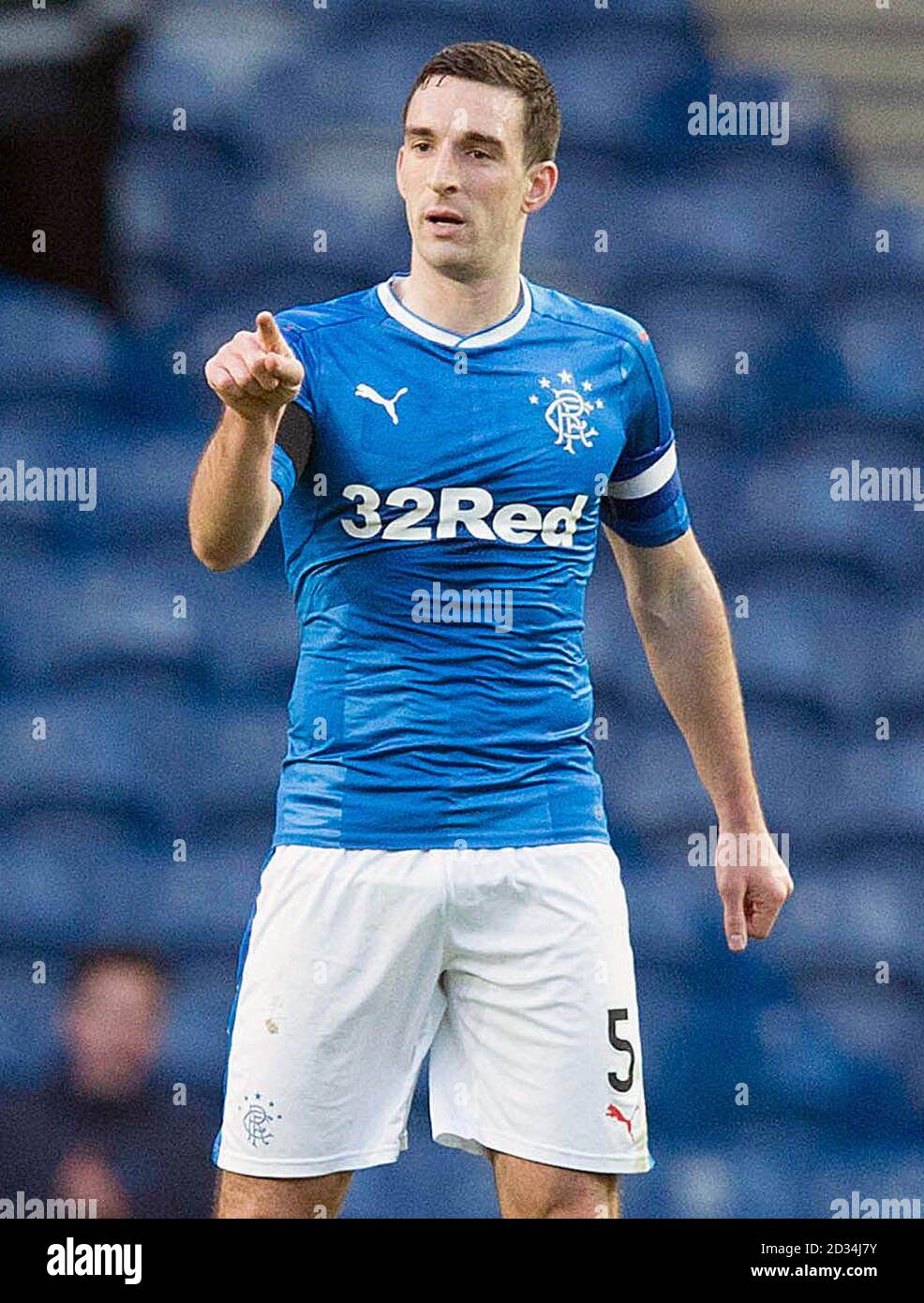 Rangers' Lee Wallace celebrates scoring his side's first goal of the game  during the Ladbrokes Scottish Premiership match at Ibrox Stadium, Glasgow  Stock Photo - Alamy