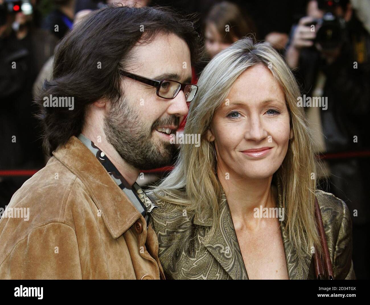 J K Rowling and her husband Dr Neil Murray at the Dominion theatre in Edinburgh for the Premier of Snow Cake during the Edinburgh International Festival. Stock Photo