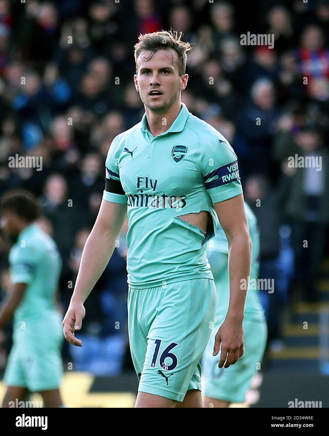 Arsenal's Rob Holding appeals for a penalty during the Premier League match at Selhurst Park, London. PRESS ASSOCIATION Photo. Picture date: Sunday October 28, 2018. See PA story SOCCER Palace. Photo credit should read: Tim Goode/PA Wire. RESTRICTIONS: No use with unauthorised audio, video, data, fixture lists, club/league logos or 'live' services. Online in-match use limited to 120 images, no video emulation. No use in betting, games or single club/league/player publications. Stock Photo
