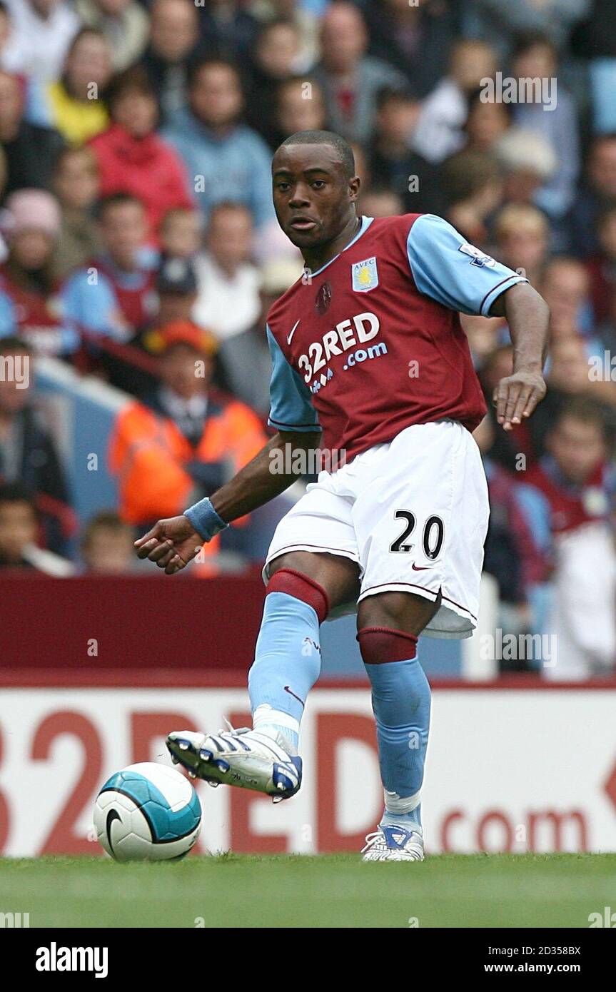 Nigel Reo-Coker, Aston Villa Stock Photo - Alamy