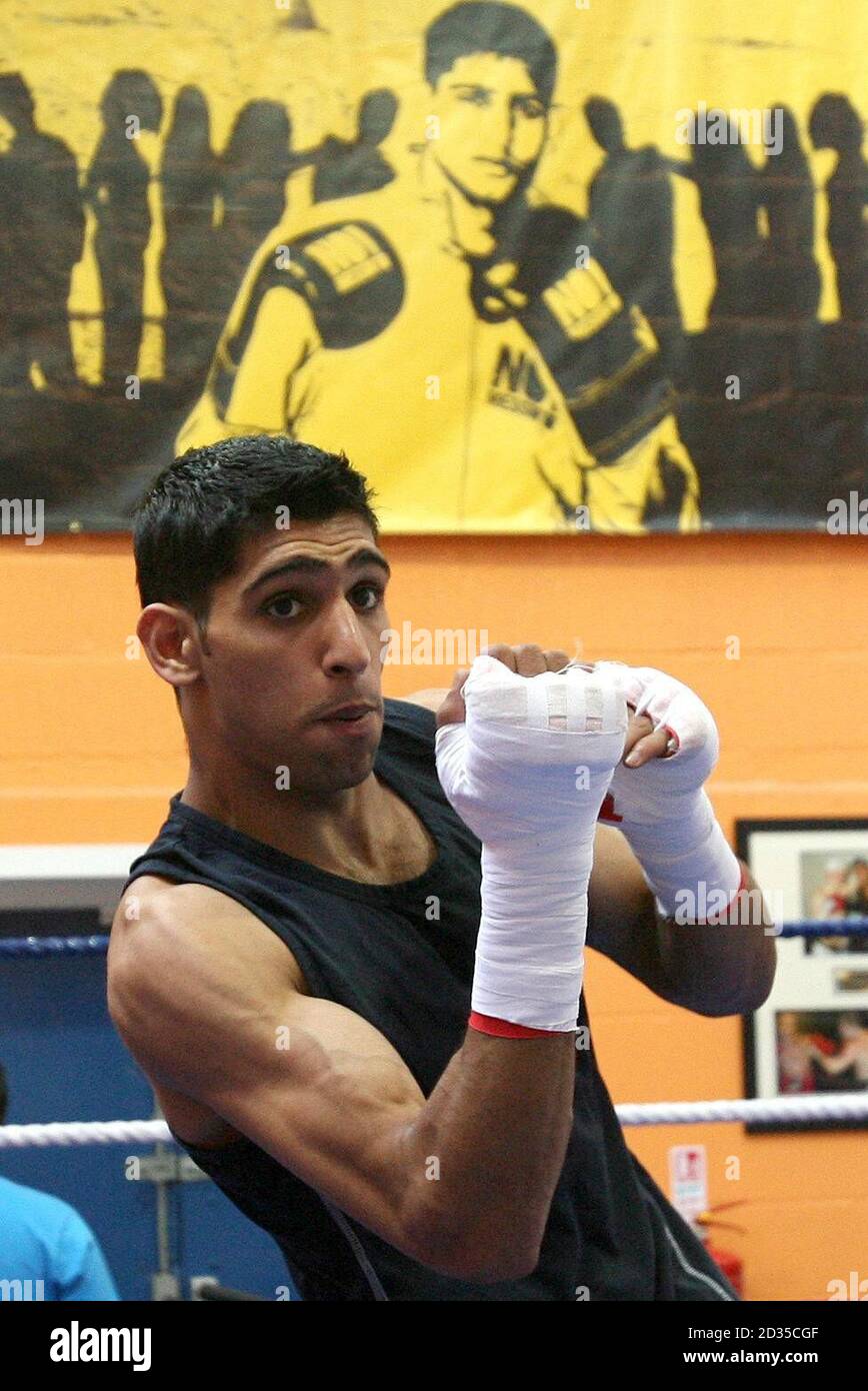 Amir Khan during a Media Work Out at the Gloves Community Centre, Bolton. Stock Photo