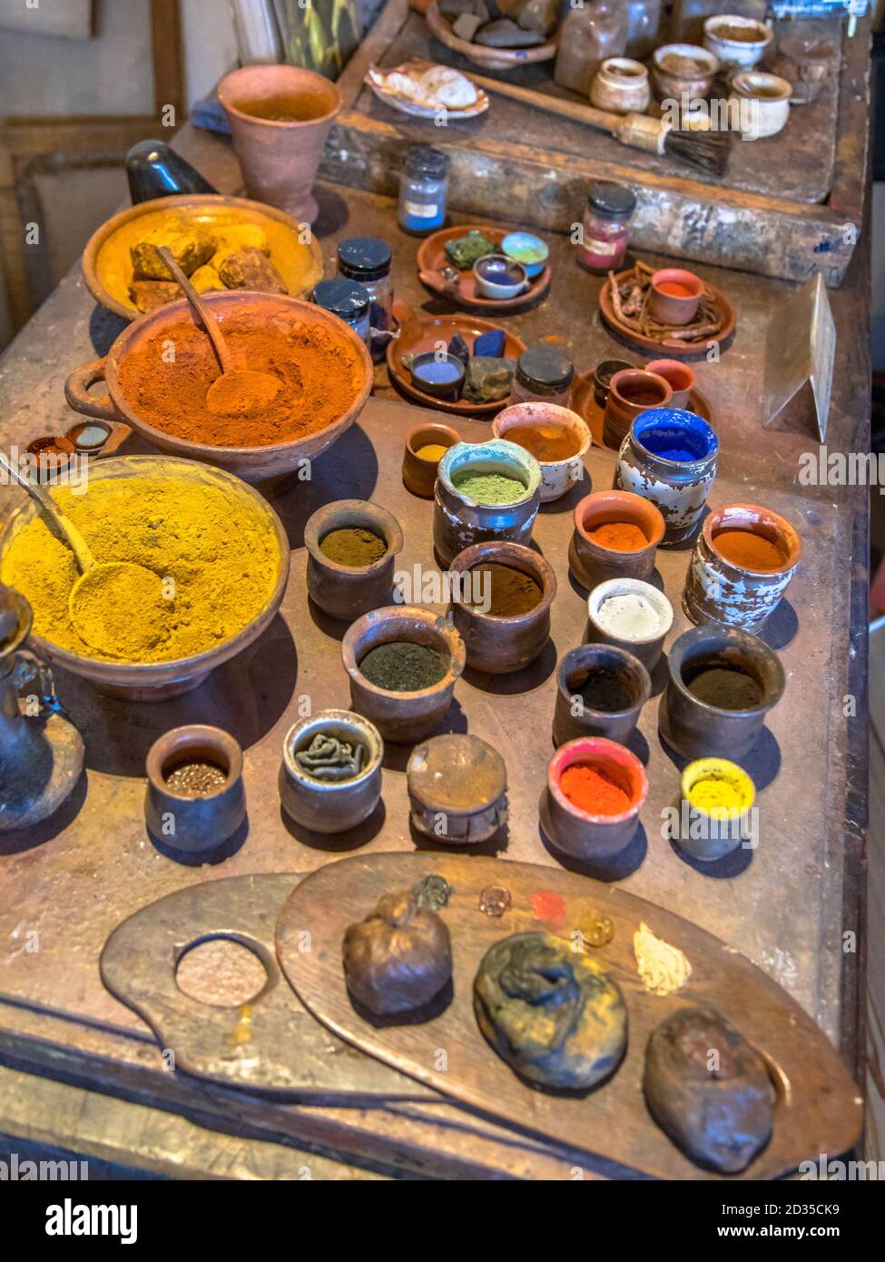 Pigments powders for oil paints like they were made by dutch master painters in golden age 17th century in Amsterdam Stock Photo