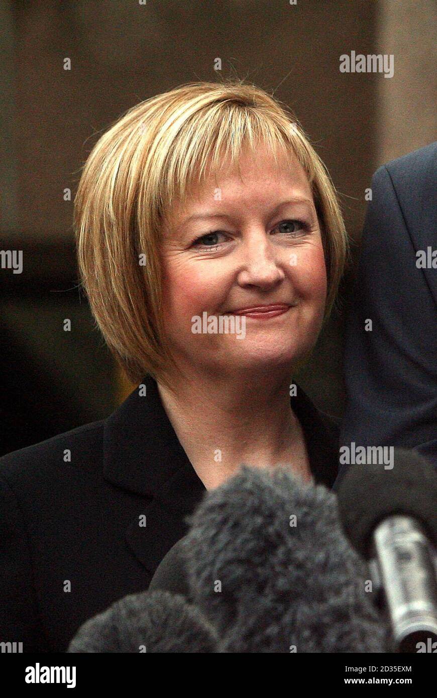 Melanie jones outside liverpool crown court after sean mercer hires