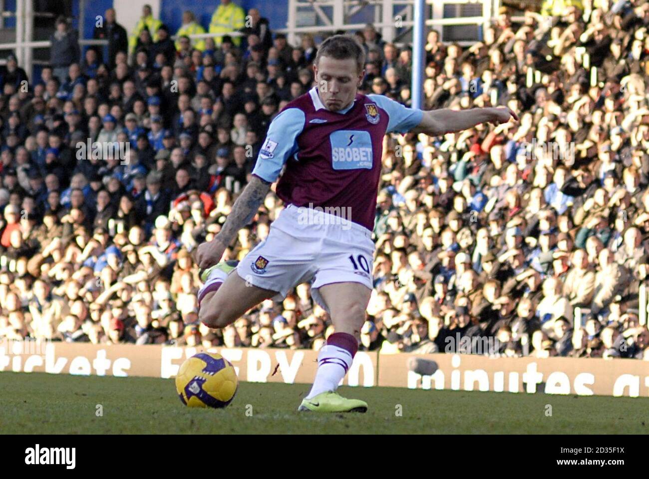 West Ham United's Craig Bellamy score his sides third goal of the game Stock Photo