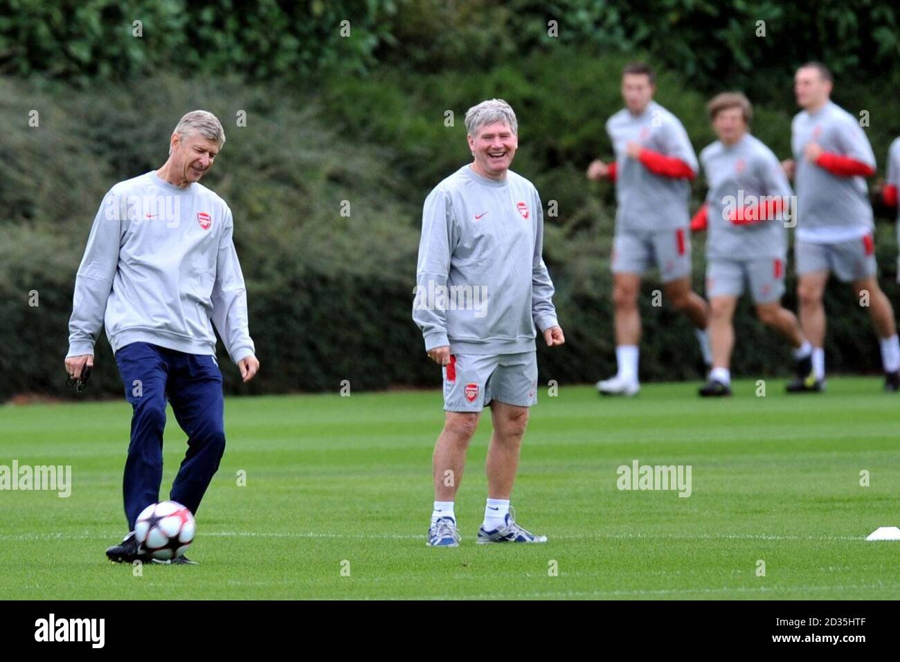 Arsenal assistant manager pat rice during the warm up hi-res stock ...