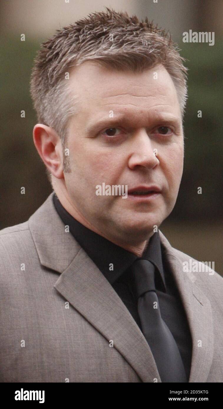 Darren Day arrives at Edinburgh Sheriff Court, where he was due to go on trial accused of possessing an offensive weapon called a kubotan. Stock Photo
