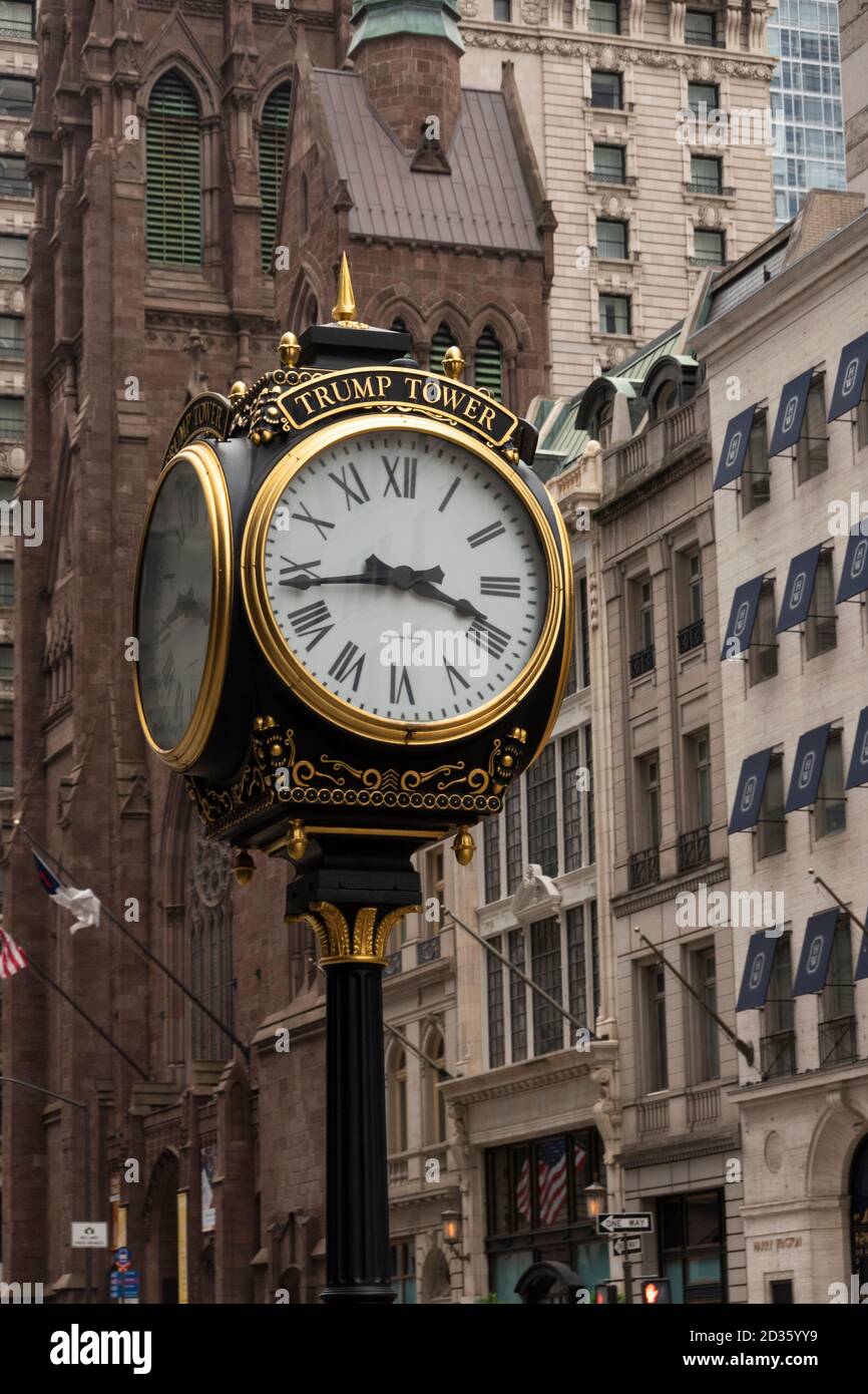 Trump Tower clock on fifth avenue in NYC Stock Photo Alamy