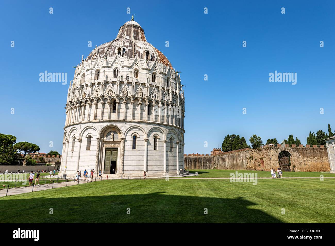 Pisa Baptistery (Battistero di San Giovanni) in Romanesque Gothic style, Piazza or Campo dei Miracoli (Square of Miracles). Tuscany, Italy, Europe. Stock Photo