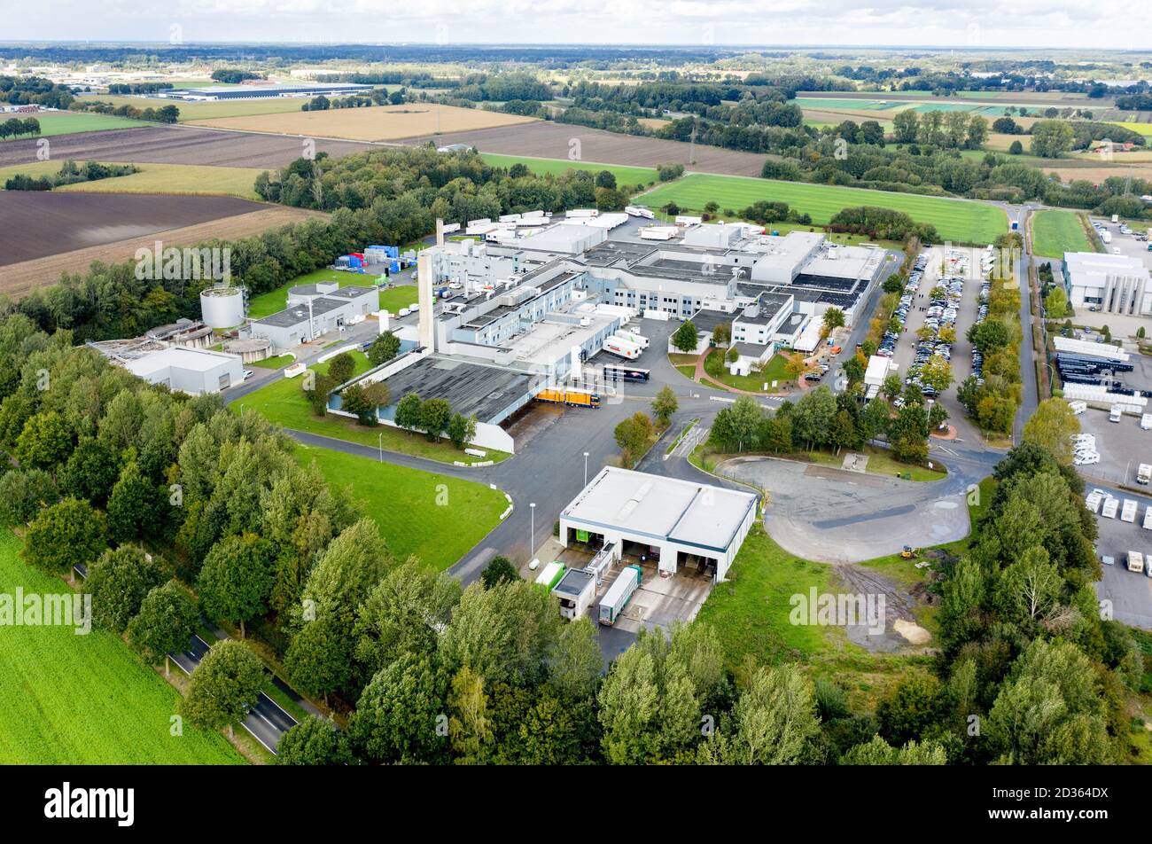 14 September 2017, Lower Saxony, Emstek: The slaughterhouse of the food company Vion in an industrial area on the outskirts of the village (aerial view with drone). Once again, a large slaughterhouse in Lower Saxony has suffered a large number of corona infections. A total of 63 cases have been reported in the plant in the Cloppenburg district during tests among employees over the past few days. Photo: Hauke-Christian Dittrich/dpa Stock Photo