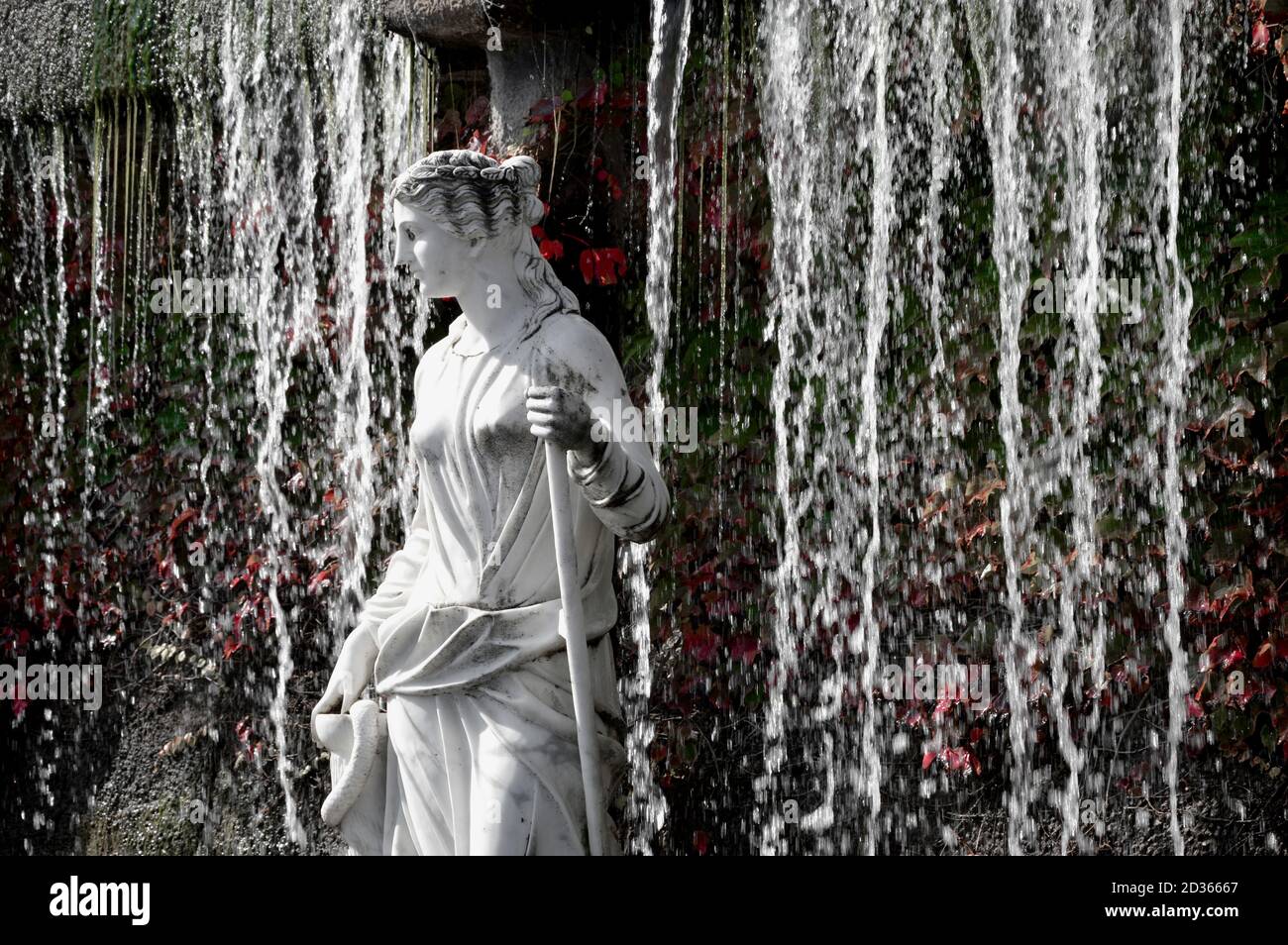 Female statue in park hires stock photography and images Alamy
