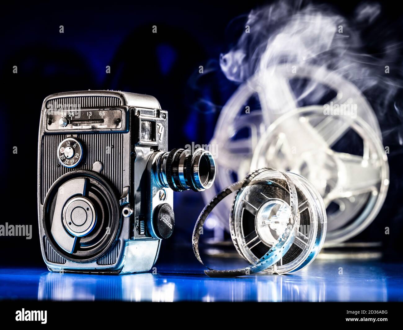 Vintage Retro Yashica Clockwork 8 Cine Movie Motion picture camera with ...