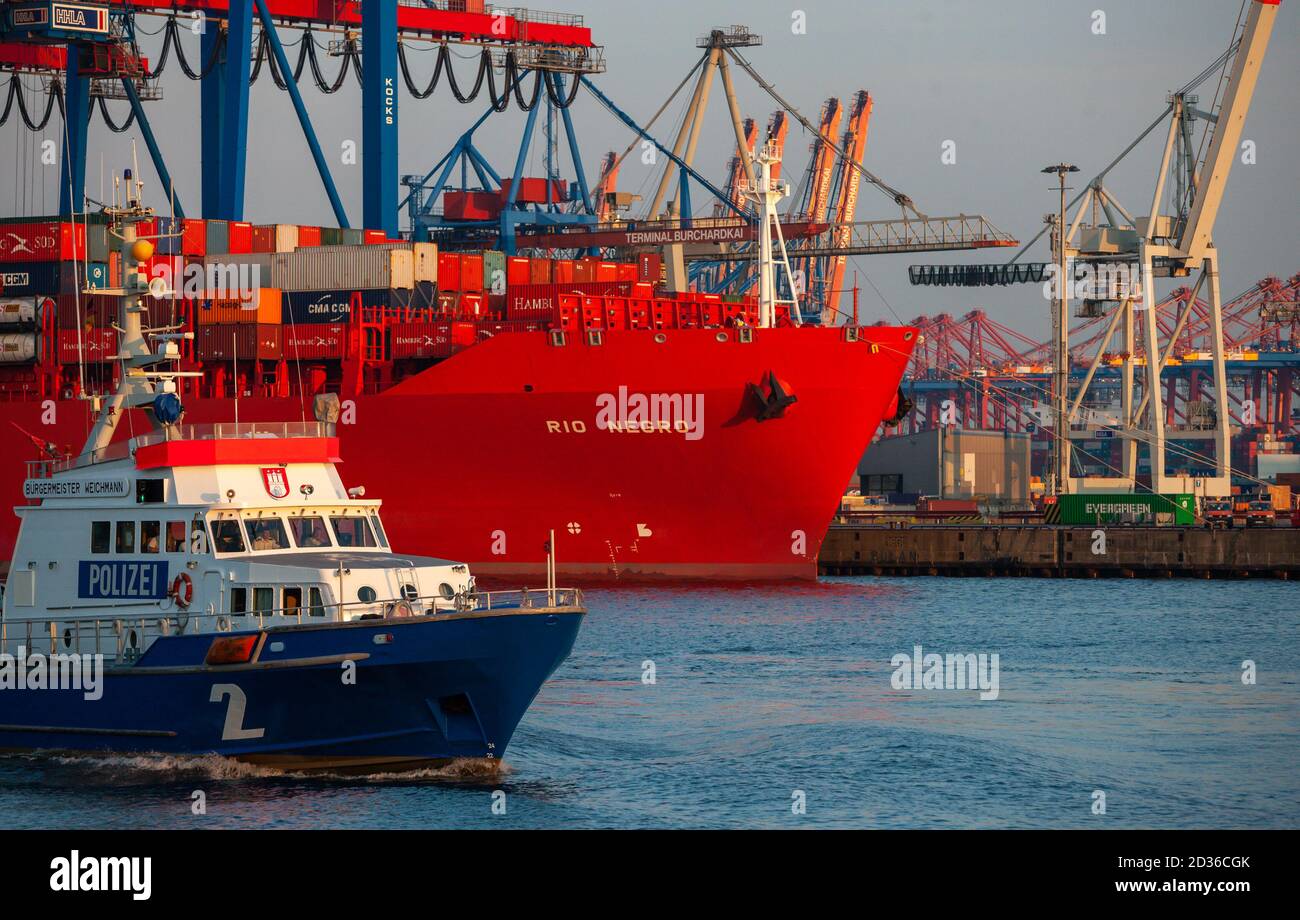 Boat boats ship ships hi-res stock photography and images - Alamy