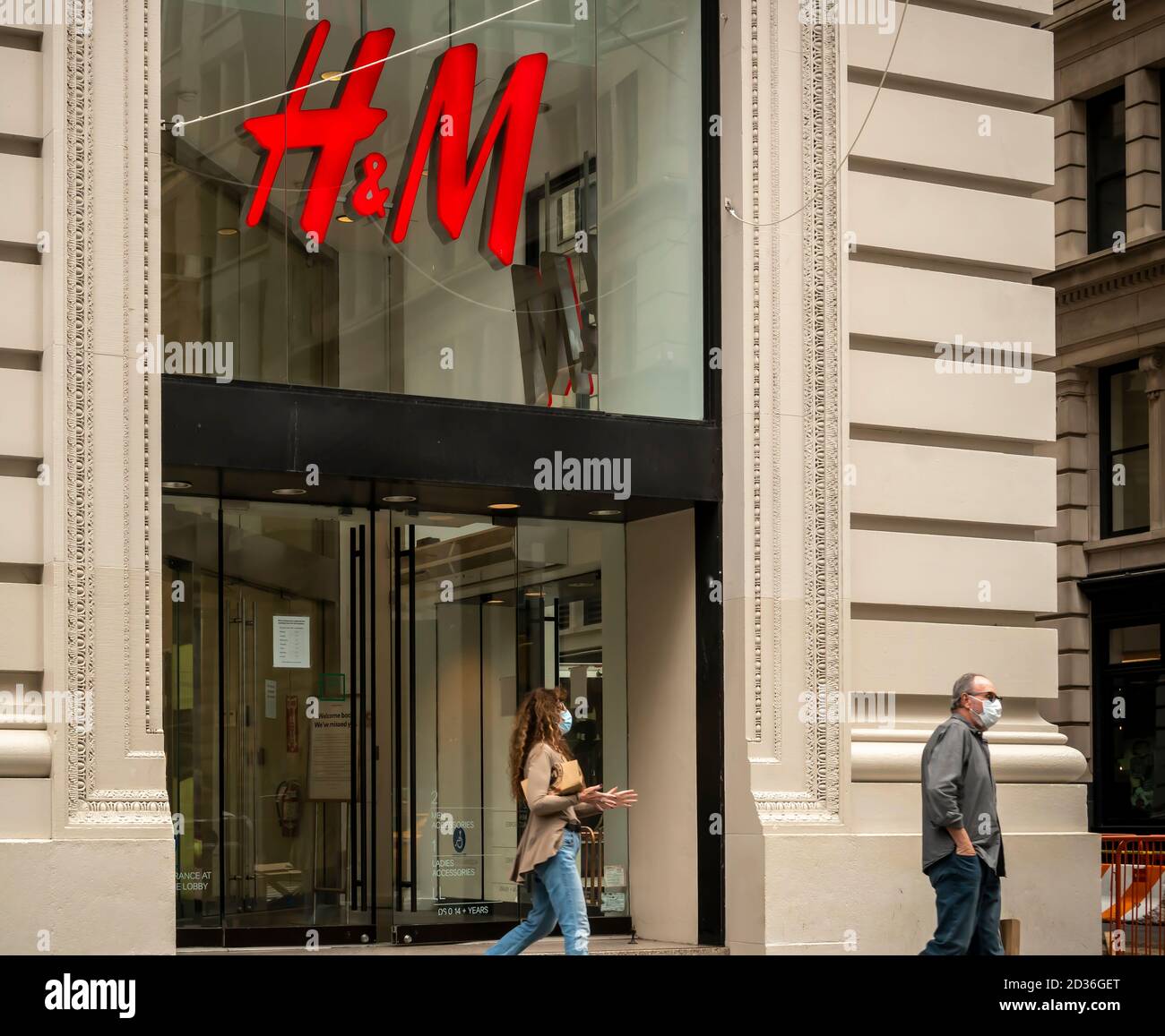 The H&M department store in the Flatiron neighborhood in New York on  Thursday, October 1, 2020. H&M announced that it is closing 250 stores in  the next year out of their 5000