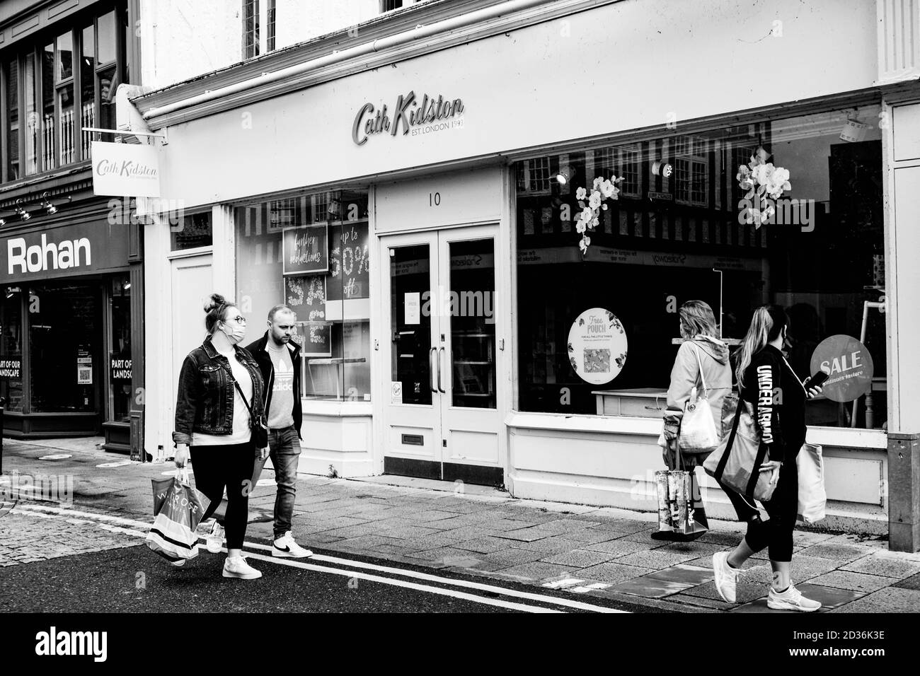 London UK October 06 2020, People Walking Past A Closed Down Cath Kidston Fashion Store Closed During The COVID-19 Pandemic Stock Photo