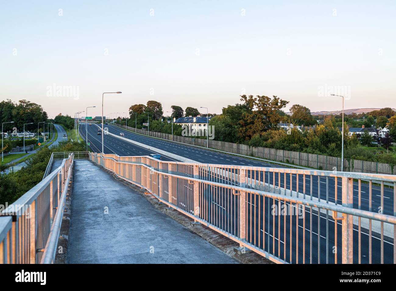 Pedestrian ramp hires stock photography and images Alamy