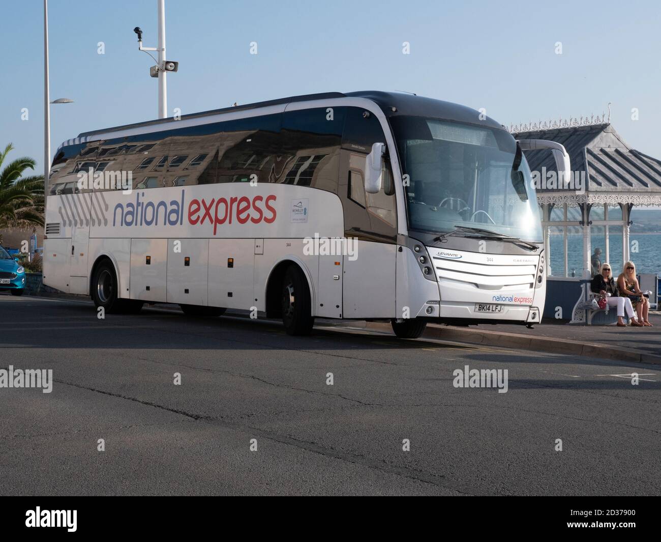 national Exoress (Yellow Buses) Stock Photo