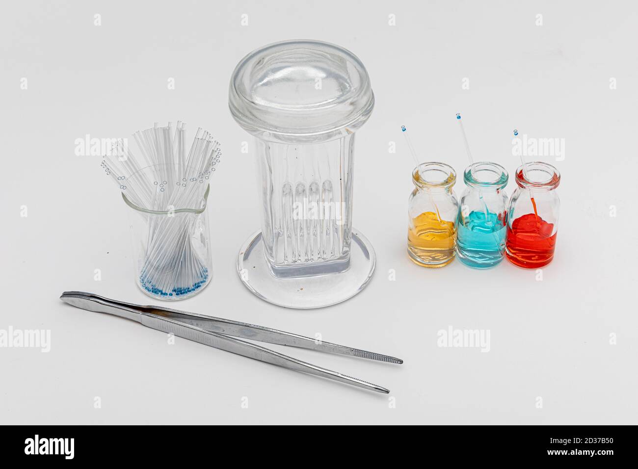 Chemistry of thin layer chromatography with plate, solvent and samples. TLC separation chamber