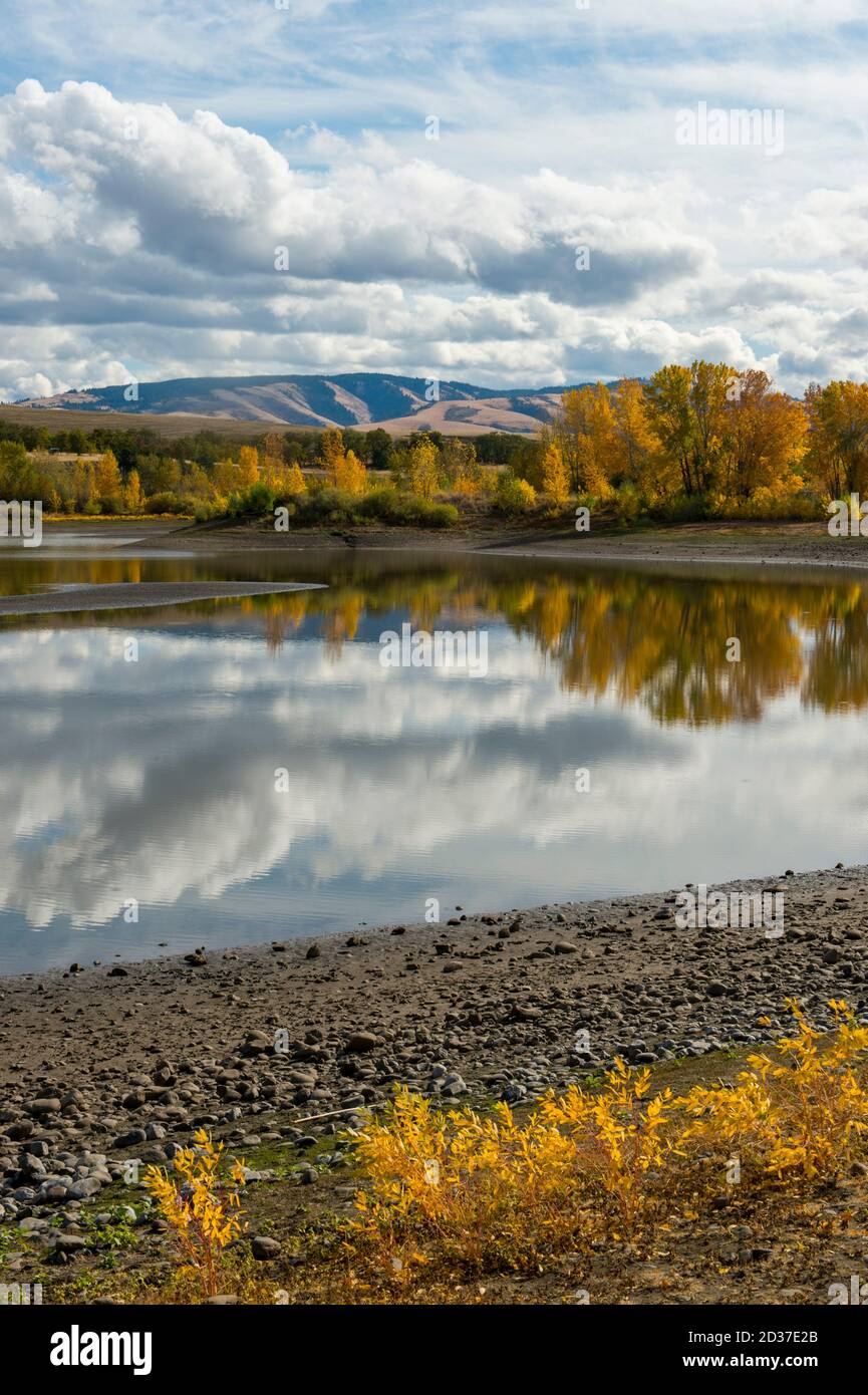 Bennington lake hires stock photography and images Alamy