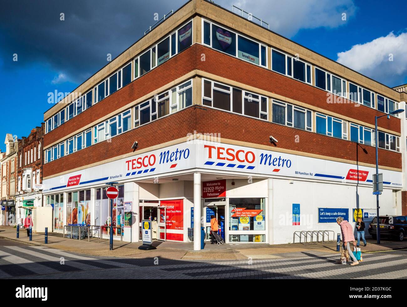 Tesco Metro Store - Urban town centre Tesco Metro Store in Felixstowe Suffolk. Tesco Store. Stock Photo