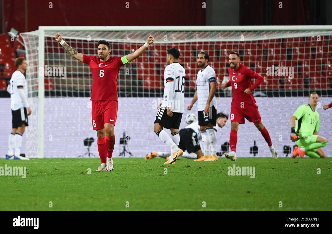 Cologne, Germany. 07th Oct, 2020. Football: international matches, Germany - Turkey in the RheinEnergieStadion. Ozan Tufan (Turkey) cheers the goal from Kenan Karaman (2nd from right, Turkey) for the 3:3. Credit: Federico Gambarini/dpa/Alamy Live News Stock Photo