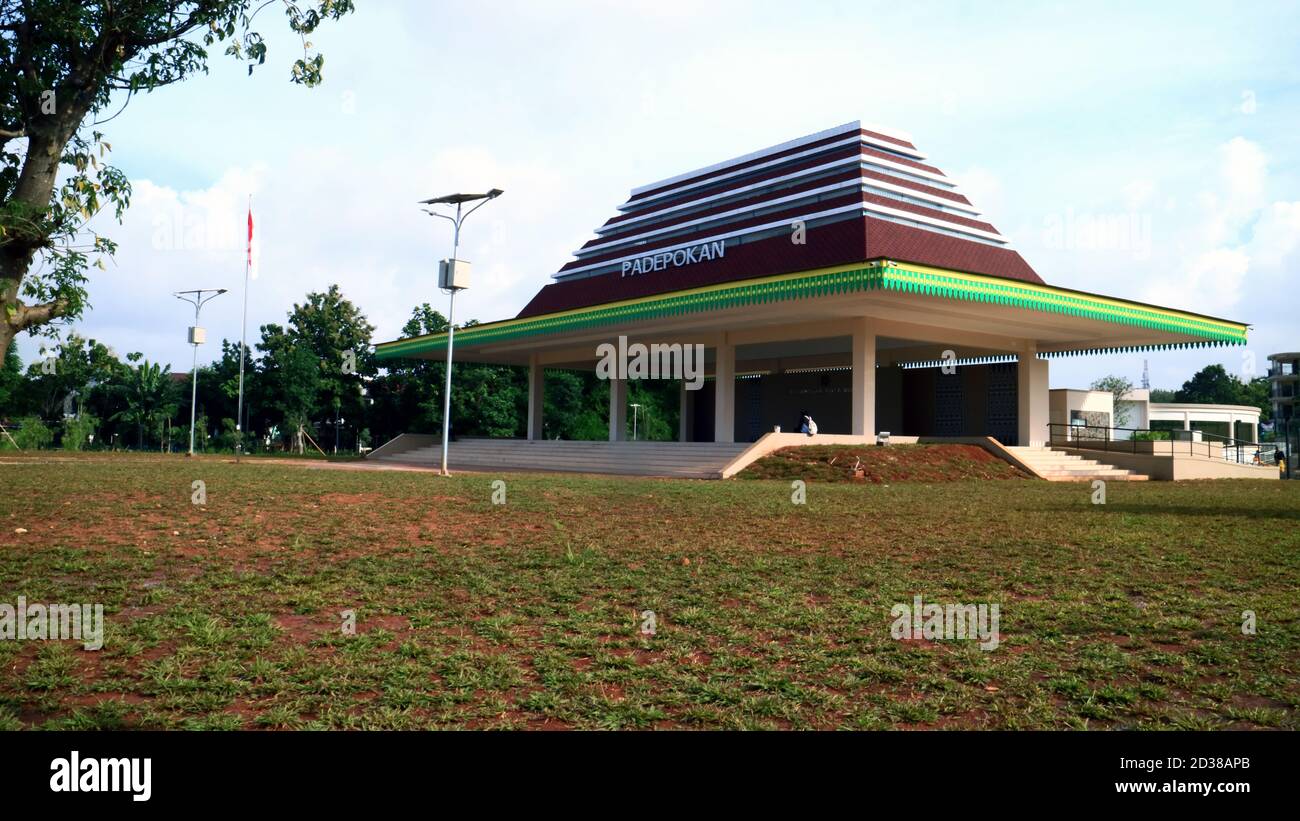 Depok Indonesia January 14 2020 View Of Hermitage Padepokan In Depok Square Or Alun Alun Seen From The Side Stock Photo Alamy<script async src=