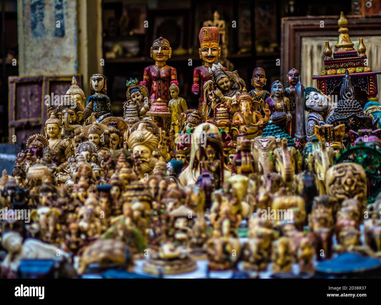 traditional handicrafts of rajasthan, marble and Blue pottery is one of