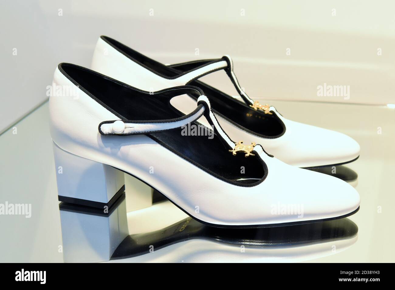 Credential Insanity Mechanics SHOES ON DISPLAY AT CELINE BOUTIQUE IN CONDOTTI STREET Stock Photo - Alamy Credential Insanity Mechanics SHOES ON DISPLAY AT CELINE BOUTIQUE IN CONDOTTI STREET Stock Photo - Alamy