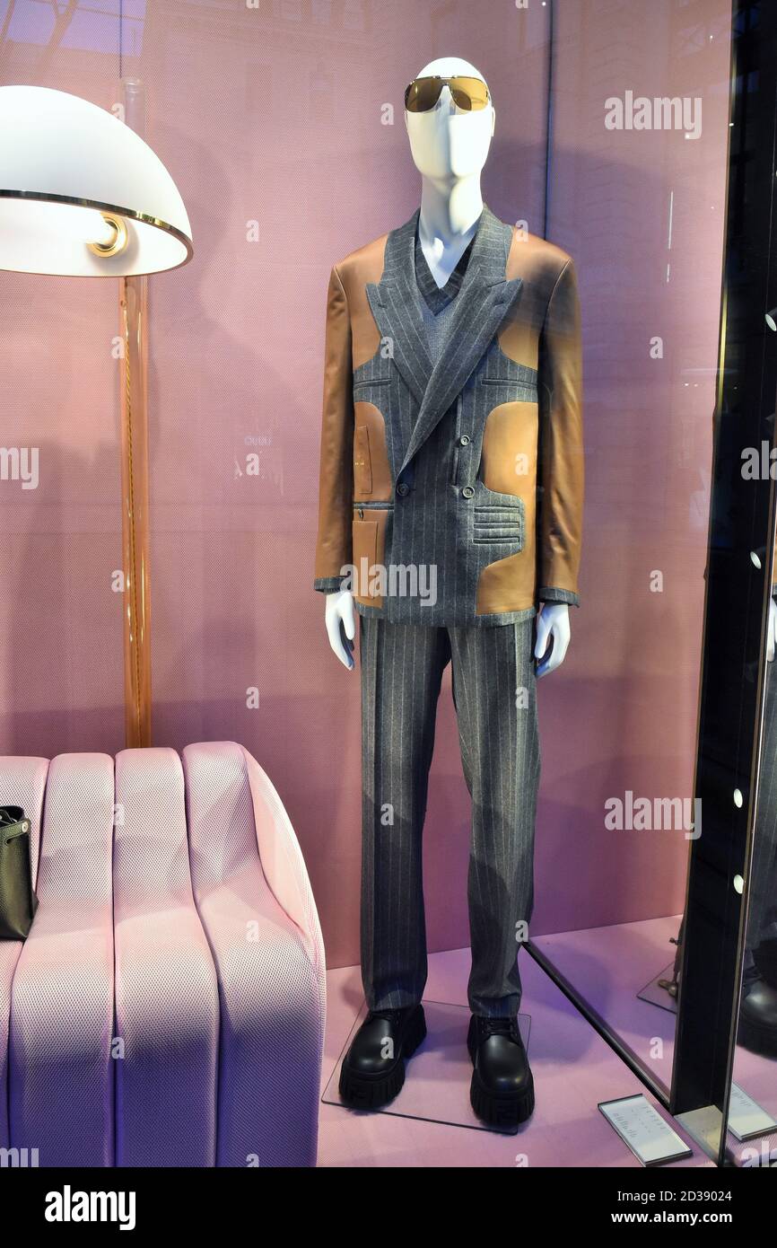 A SHOWCASE OF FENDI FASHION BOUTIQUE IN CONDOTTI STREET Stock Photo - Alamy