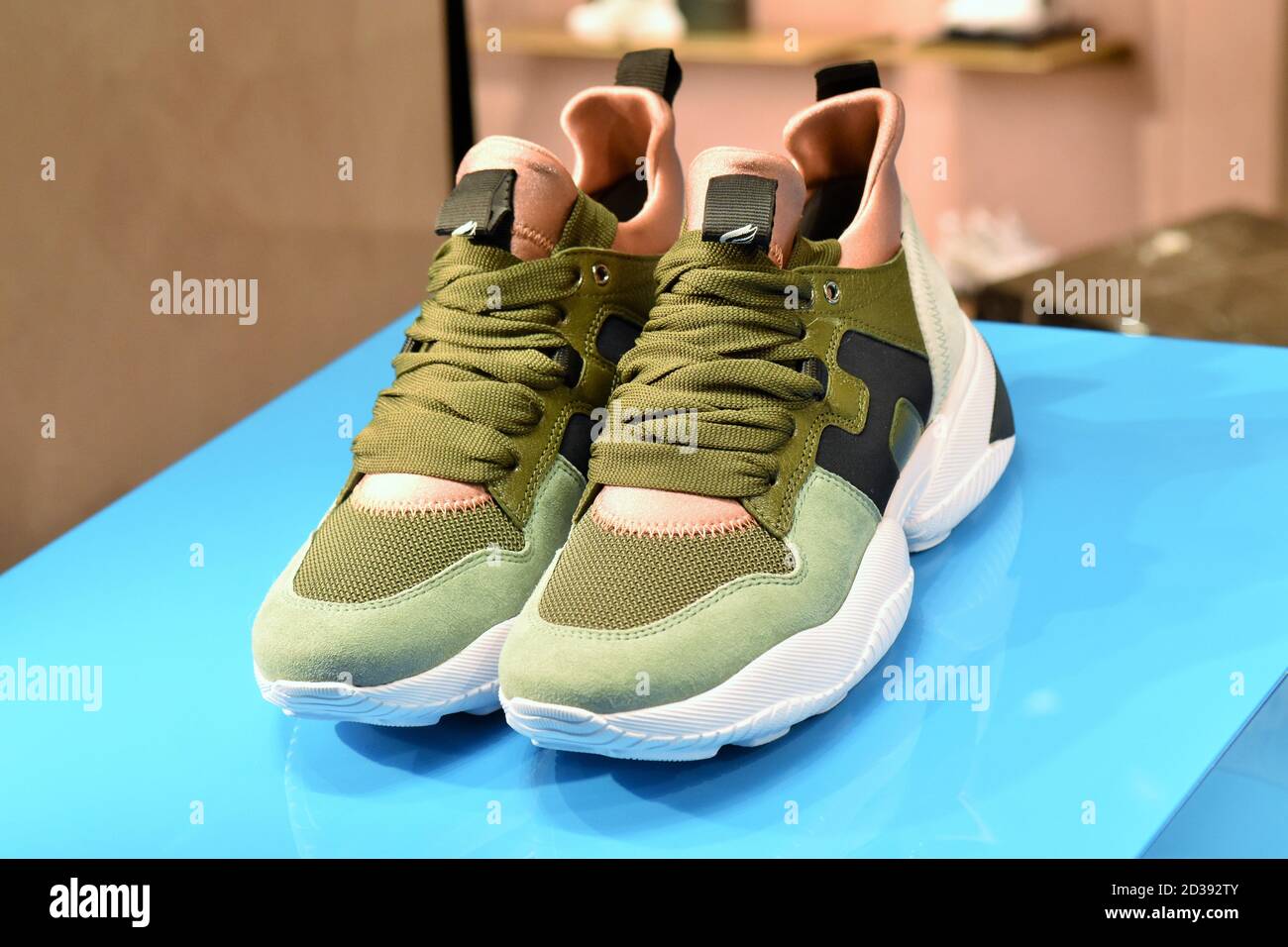 Hogan shoes hi res stock photography and images Alamy