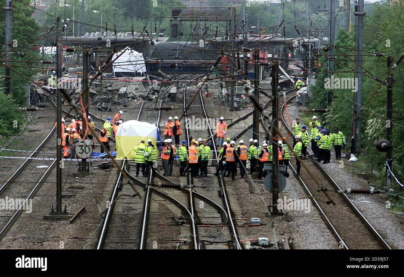 The scene at potters bar station hires stock photography and images Alamy