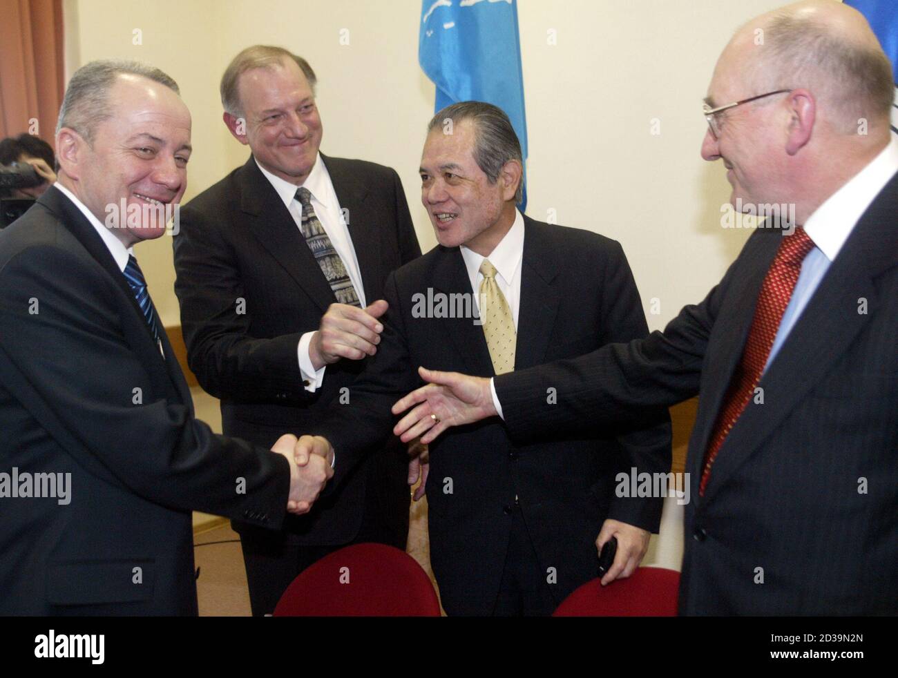 Page 2 Group Senior Vice President High Resolution Stock Photography And Images Alamy