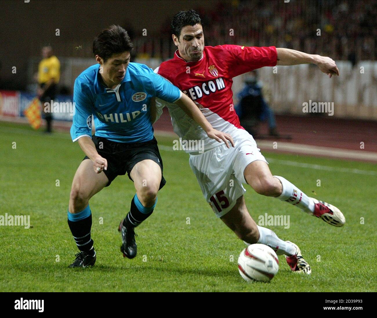 Monacos andreas zikos and psv eindhovens ji sung park hires stock