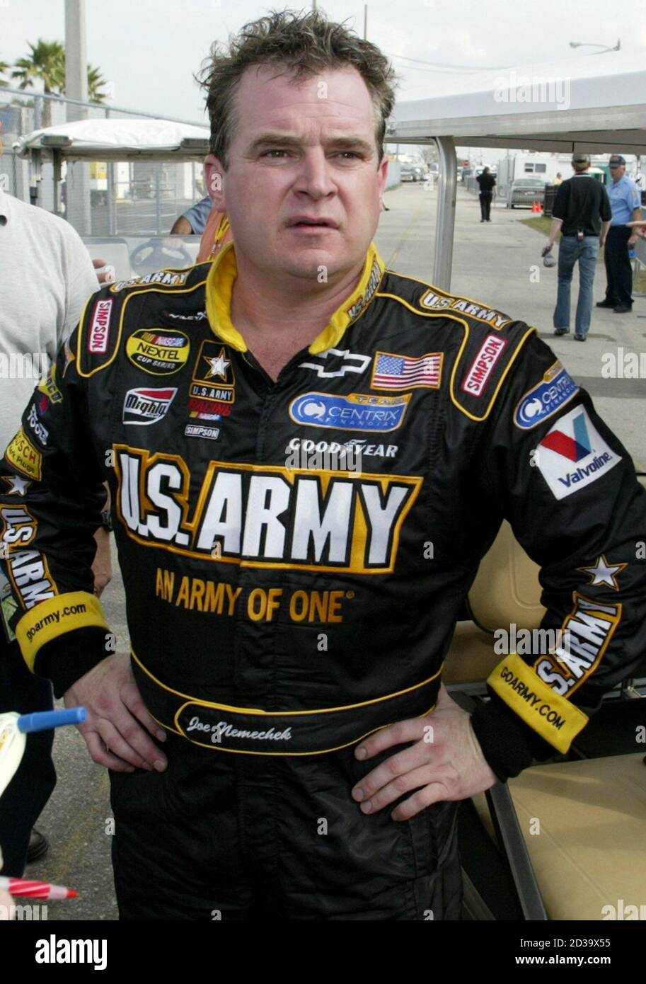 Joe nemechek 2005 High Resolution Stock Photography and Images - Alamy