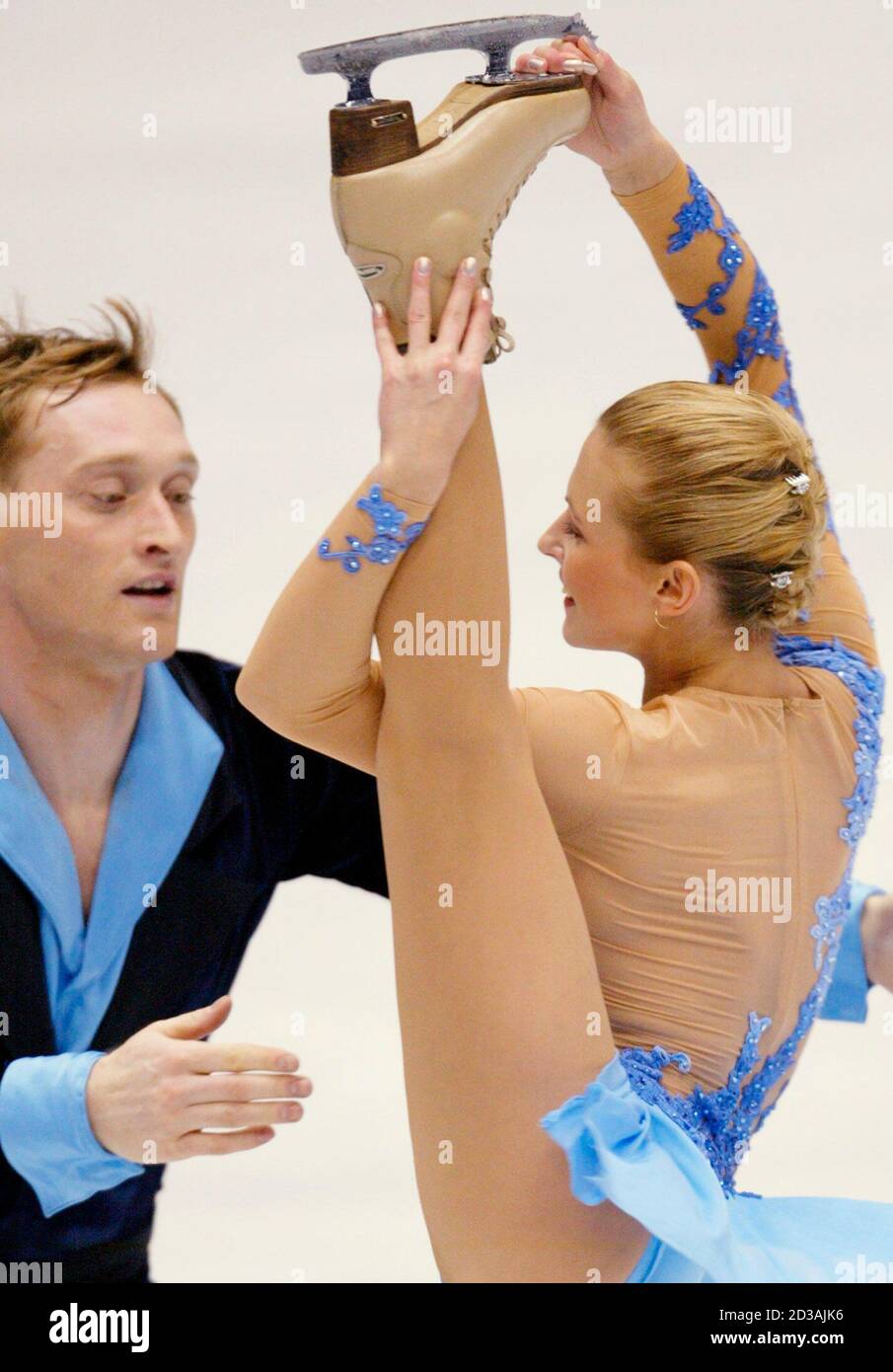 Figure skaters Katerina Berankova (R) and Otto Dlabola of the Czech  Republic perform their free skating routine at the Salt Lake 2002 Olympic  Winter Games, February 11, 2002. The Games run through