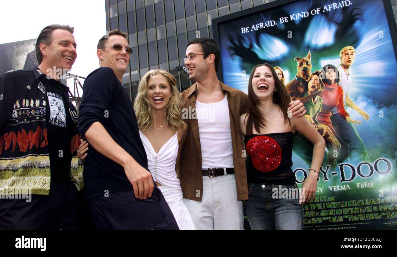 The Cast Arrives At The World Premiere Of The Film Scooby Doo June 8 2002 In Hollywood California From Left Are Director Raja Gosnell Matthew Lillard Who Stars As Shaggy Sarah Michelle