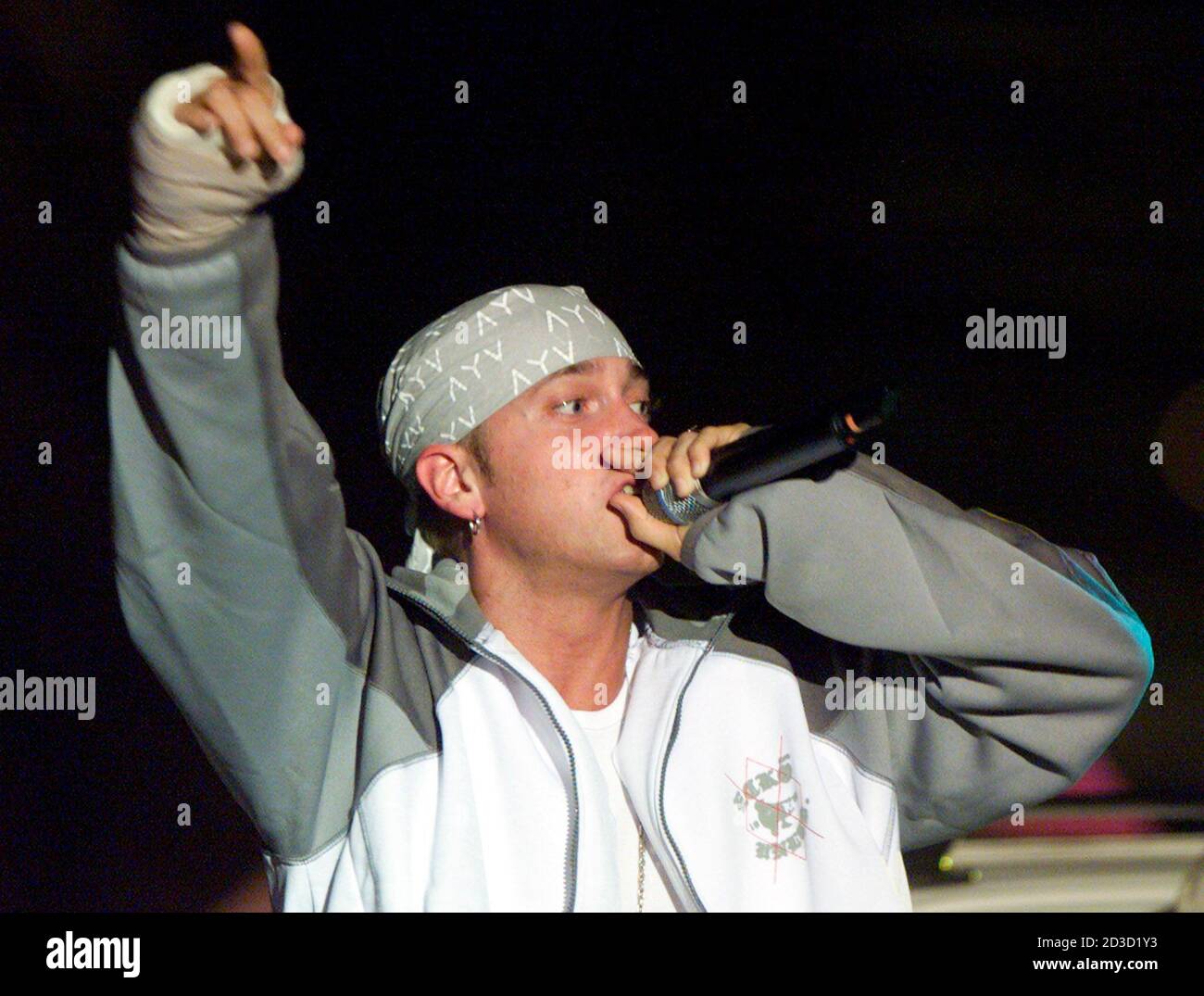 Eminem 2001 hi-res stock photography and images - Alamy