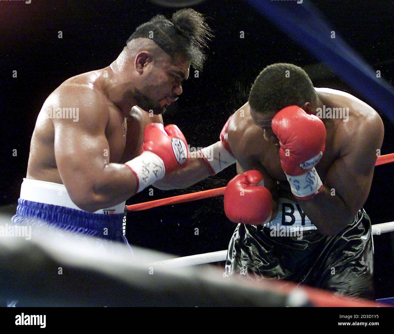 David Tua L Of South Auckland New Zealand Delivers A Blow To Chris Byrd Of Flint Michigan In An Ibf Heavyweight Title Elimination Bout At The Cox Pavillion In Las Vegas August David Tua L Of South Auckland New Zealand Delivers A Blow To Chris Byrd Of Flint Michigan In An Ibf Heavyweight Title Elimination Bout At The Cox Pavillion In Las Vegas August