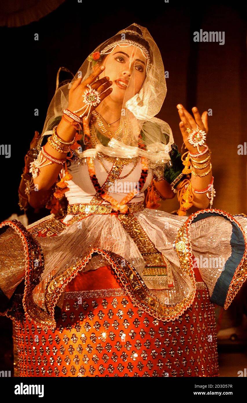 Manipuri Dance High Resolution Stock Photography And Images Alamy Manipuri Dance High Resolution Stock Photography And Images Alamy