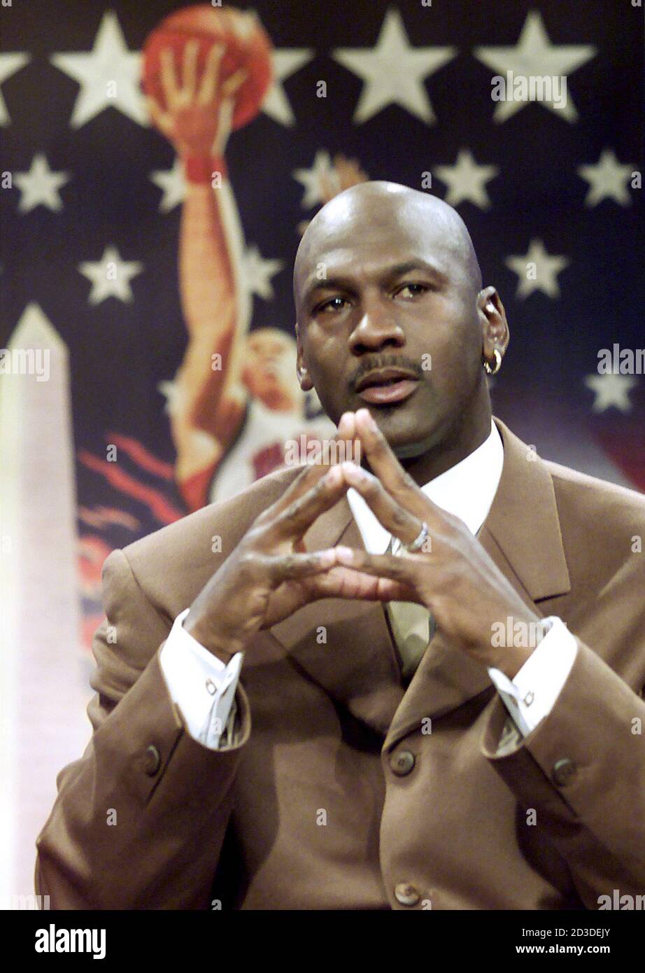 President of the Washington Wizards Michael Jordan waits for his interview  during a break in the taping of CNN's Late Edition at the Newseum in  Arlington, Virginia, Febuary 11, 2001. Jordan is