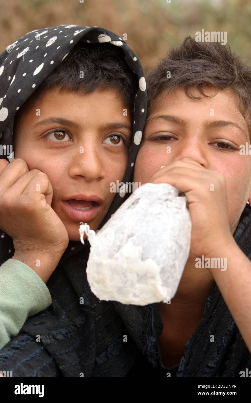 What is solvent sniffing hires stock photography and images Alamy