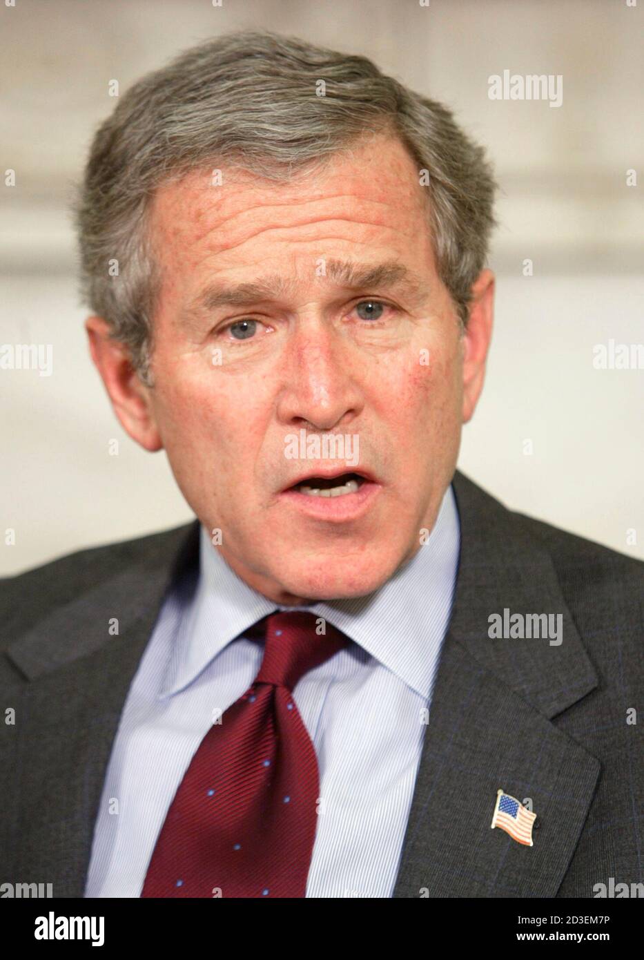 President George W. Bush speaks during a meeting with congressional leaders in the Oval Office of the White House March 21, 2003. Bush held the meeting to brief the leaders on the war in Iraq and to discuss domestic issues. The White House today said that the war in Iraq could still be 'lengthy and dangerous' and there were 'many risks ahead' for U.S. and British forces. REUTERS/Kevin Lamarque  KL Stock Photo