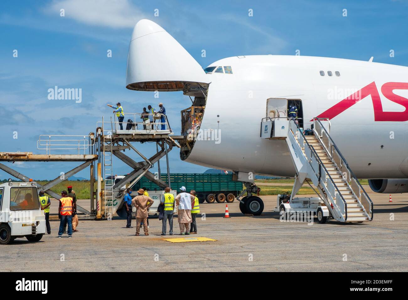 Cargo Door High Resolution Stock Photography And Images Alamy