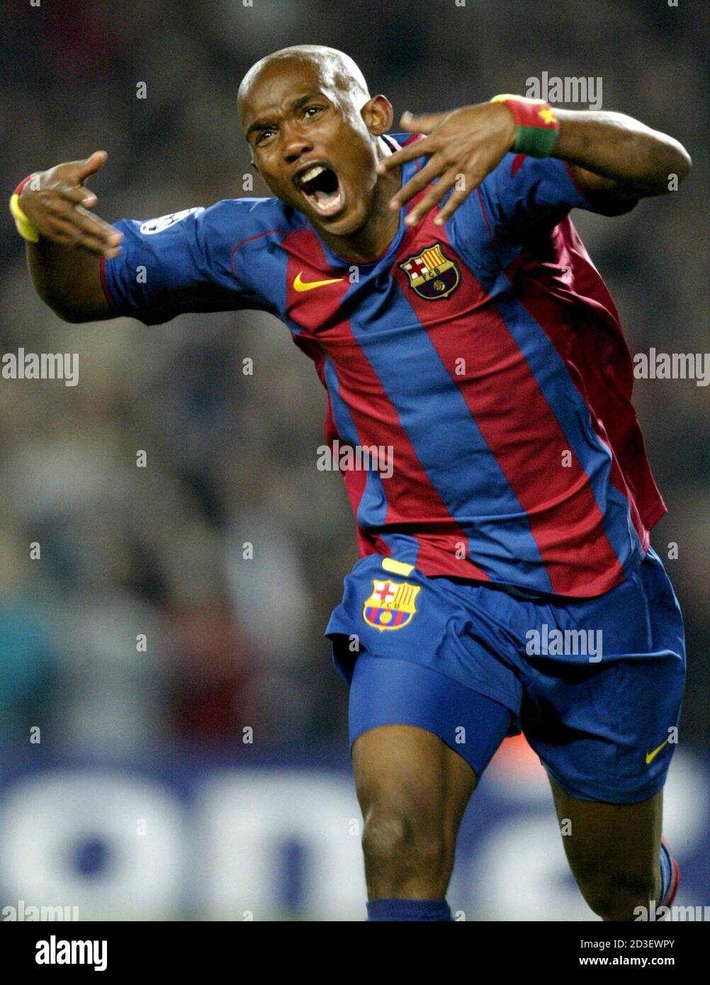 Barcelona S Eto O Celebrates Scoring A Goal Against Chelsea During Their Champions League First Knock Out Round First Leg Match In Barcelona Barcelona S Samuel Eto O Celebrates Scoring A Goal Against Chelsea During Their Champions