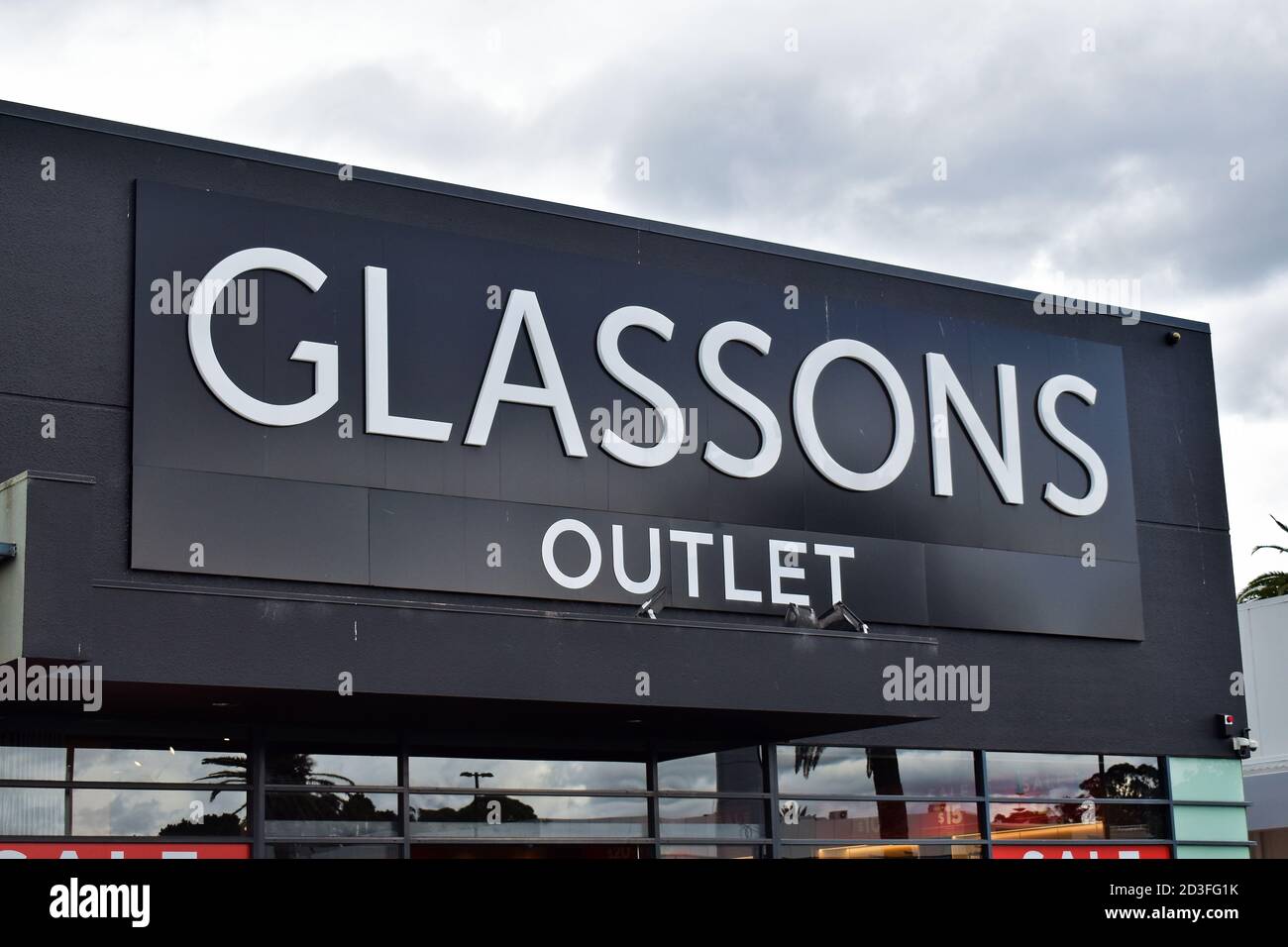AUCKLAND NEW ZEALAND Apr 11 2019 Auckland New Zealand April 11 2019 View of Glassons outlet store in Manukau Stock Photo Alamy
